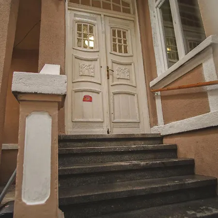 Prázdninový dům House Tsimerman 4 Bedroom Private House Free Parking Private Garden *