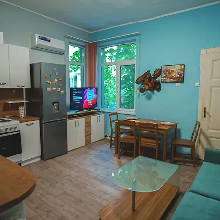 Prázdninový dům House Tsimerman 4 Bedroom Private House Free Parking Private Garden